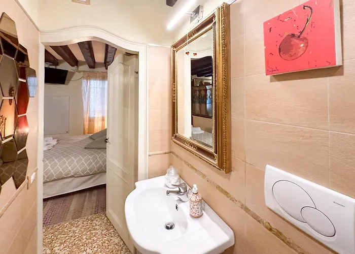 Historical Flat In Cannaregio, Διαμέρισμα Βενετία