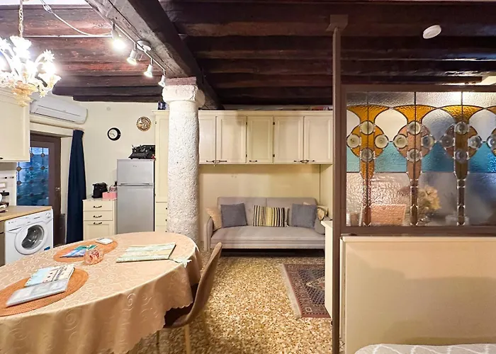 Historical Flat In Cannaregio, 公寓 *