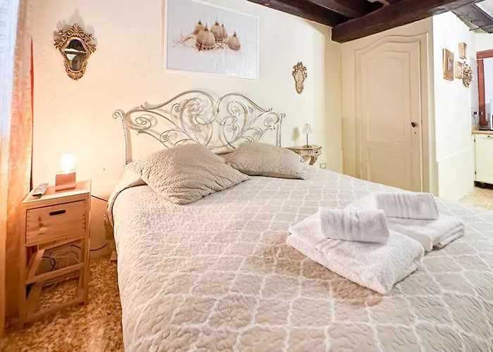 Historical Flat In Cannaregio, 公寓