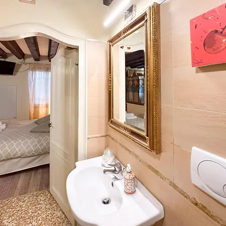 Historical Flat In Cannaregio, Apartmán Benátky