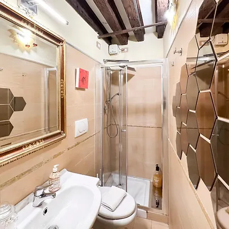 Apartmán Historical Flat In Cannaregio, *