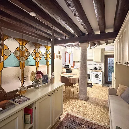 Apartmán Historical Flat In Cannaregio, Benátky