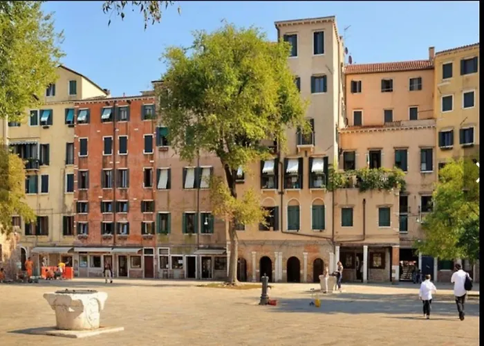 Historical Flat In Cannaregio, Апартаменты