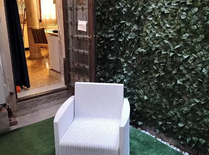 Historical Flat In Cannaregio, Апартаменты Венеция