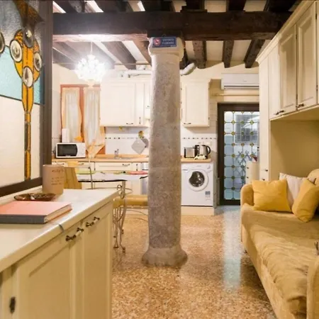 דירה Historical Flat In Cannaregio, ונציה